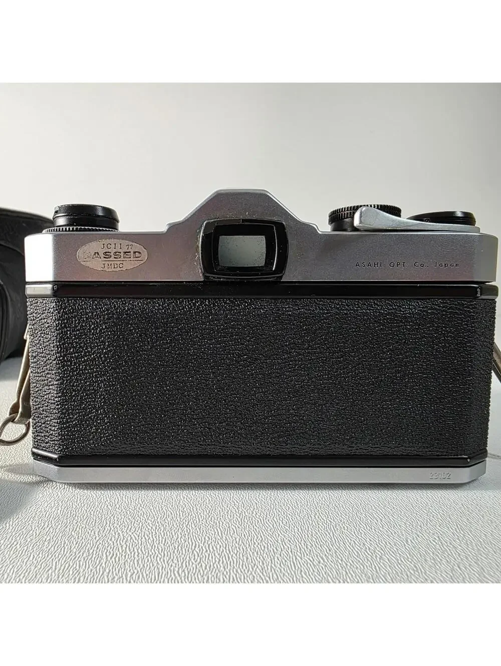 Pentax Spotmatic 35mm SLR with Super Takumar 28mm f/3.5 Lens Clean Works